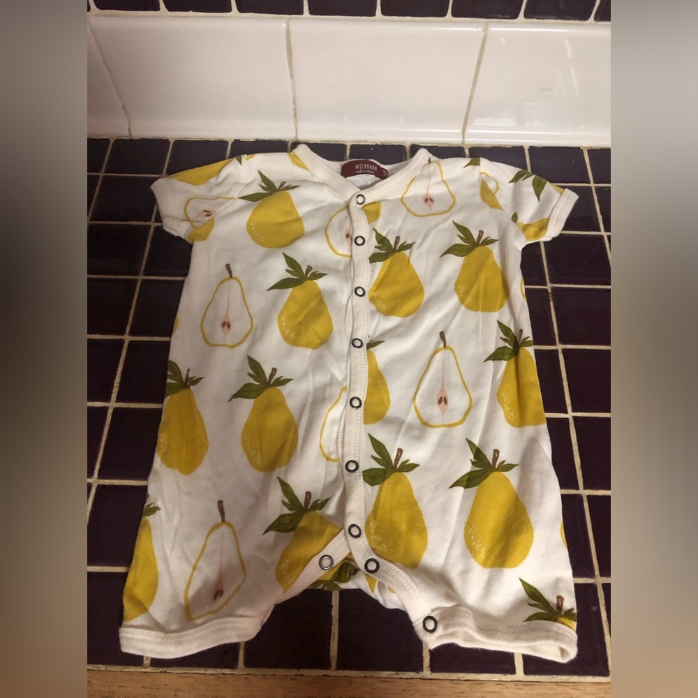 ❤️MILKBARN ONESIE